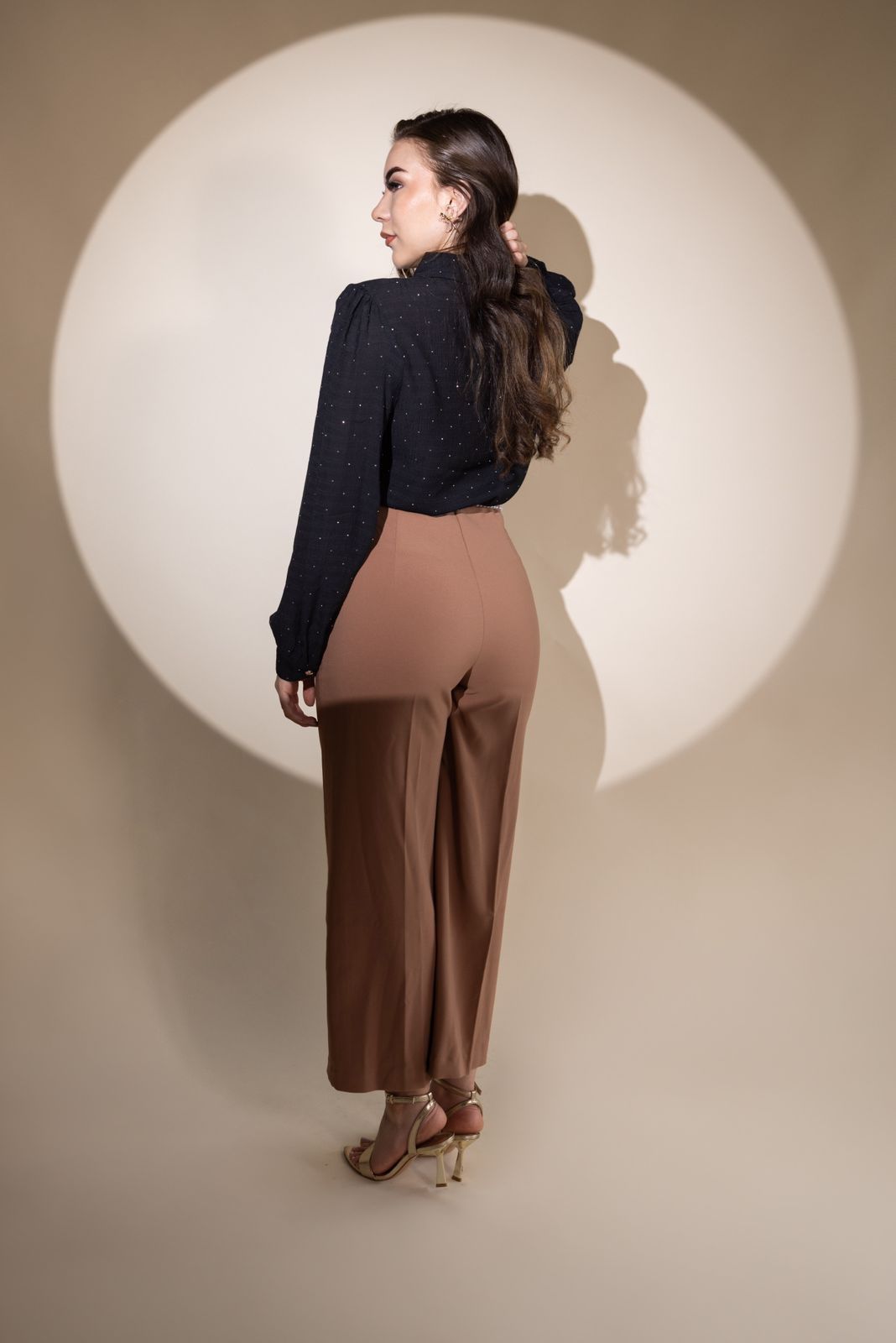 PANTALON CON CADENITA